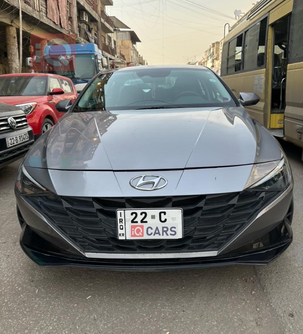 هیۆندای ئەلەنترا